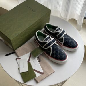 Gucci Men's Tennis 1977 Sneaker Blue For Men ‎692918