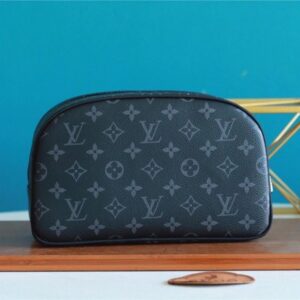 Louis Vuitton Cosmetic Pouch Monogram Eclipse For Women, Women's Wallets 6.7in/17cm LV M60024