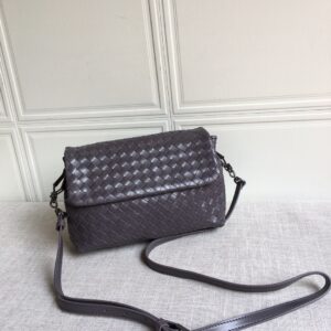 Bottega Veneta Classic Intrecciato Dark Brown, For Women, Women’s Bags 8.9in/22.5cm