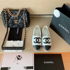 Alternative view of Chanel Espadrilles White/ Black For Women G29762