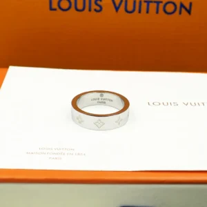 Louis Vuitton Ring