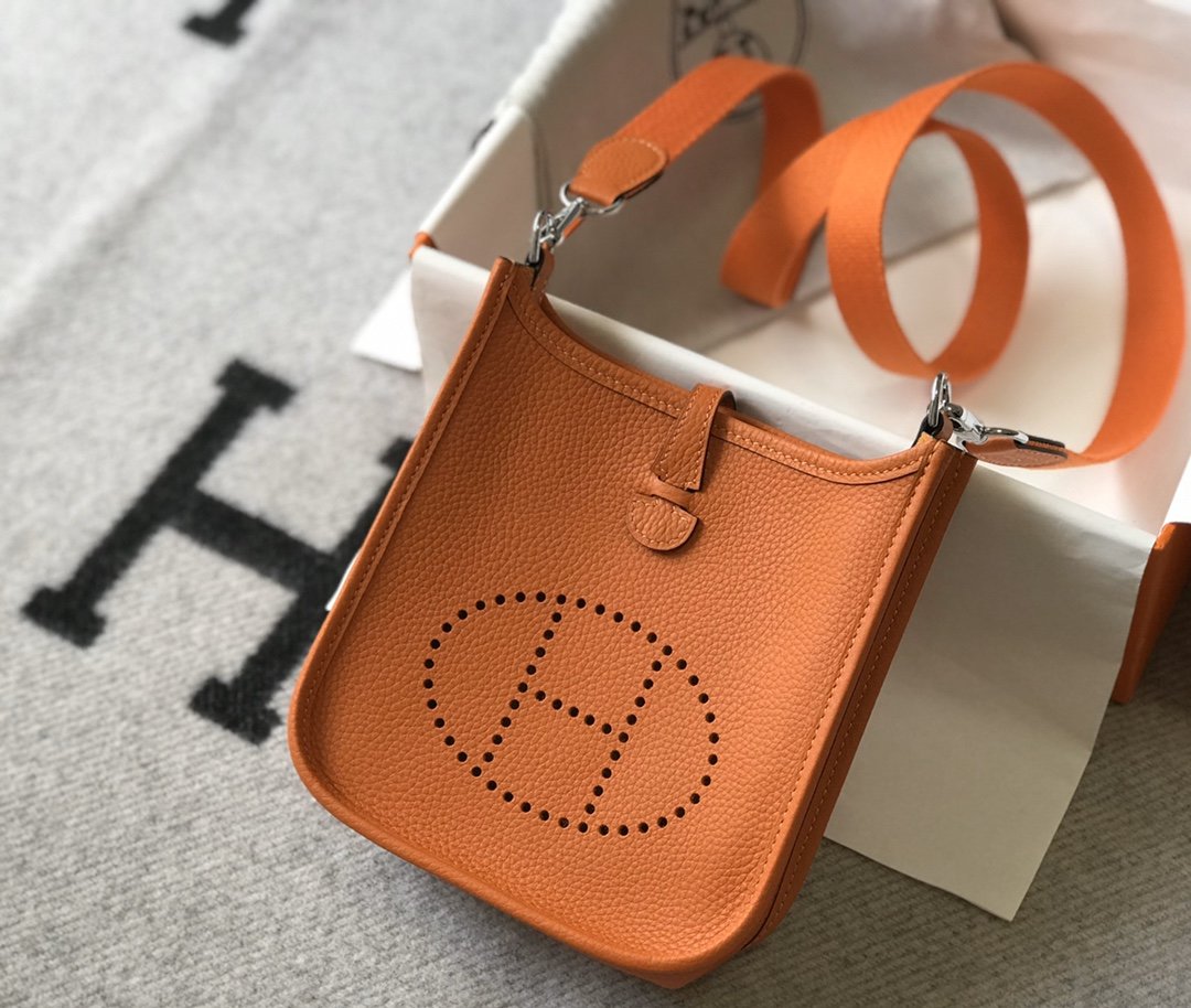 Hermes Evelyne 16 Amazone Bag Orange With Silver-Toned Hardware For Women, Women's Shoulder And Crossbody Bags 6.3in/16cm - Image 5