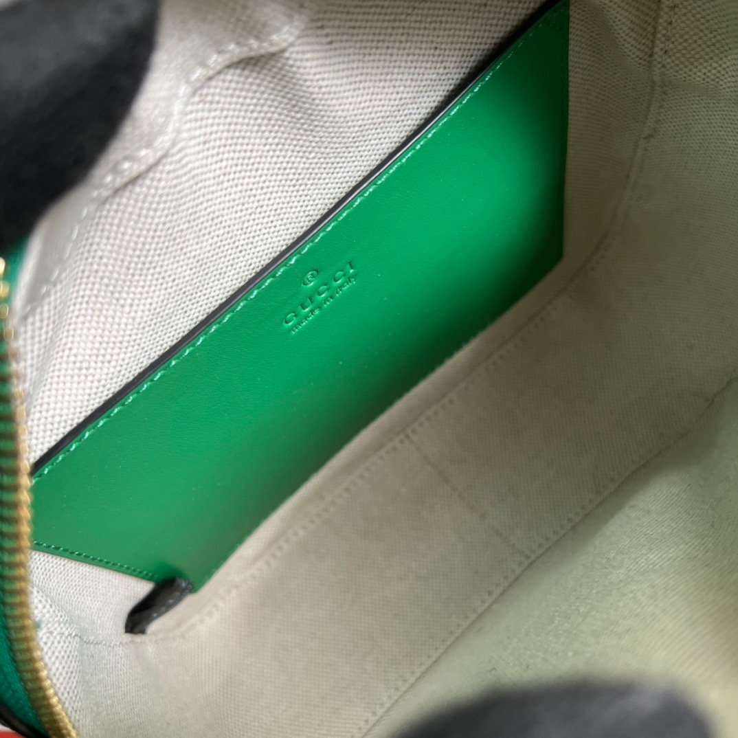 Gucci Matelasse Shoulder Bag Green For Women, Women’s Bags 8.5in/22cm GG 702234 UM8HG 3389
