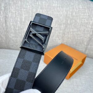 Alternative view of Louis Vuitton Pyramide Frame Reversible LV Belt Damier Eclipse Black hardware