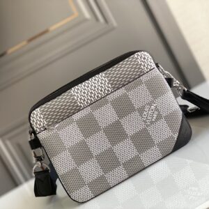 Louis Vuitton Trio Messenger Damier Graphite Plaster For Men, Men's Bags, Shoulder And Crossbody Bags 9.8in/ 25cm LV