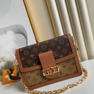 Louis Vuitton Dauphine MM Monogram And Monogram Reverse Canvas By Nicolas Ghesquière For The Cruise Collection, Women's Handbags, Shoulder Bags 25cm LV M45958