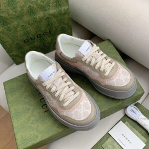 Gucci Men's GG Sneaker White And Beige Supreme For Men ‎700775 UPG90 9595