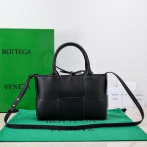 Bottega Veneta Mini Arco Tote Bag Black, For Women, Women's Bags 9.8in/25cm 709337VCP118425