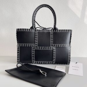 Bottega Veneta Small Arco Tote Bag Black, For Women, Women's Bags 11.8in/30cm