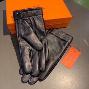 Hermes Soya Gloves In Black