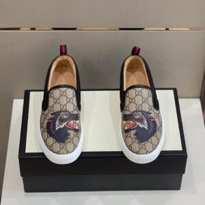 Gucci Men's GG Supreme Slip-On With Wolf Printed Black And Gray For Men 497105 9JB10 8960