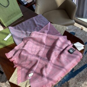 Gucci GG Lamé Lacquard Stole Scarf Pink 71in/180cm
