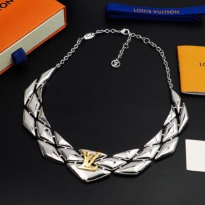 Louis Vuitton Donkey Necklace Silver For Women