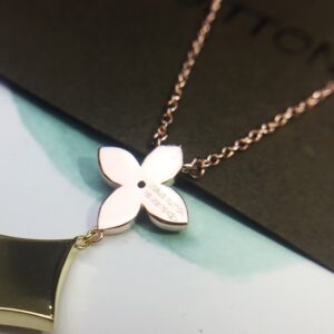 Alternative view of Louis Vuitton Flower Necklace Silver For Women