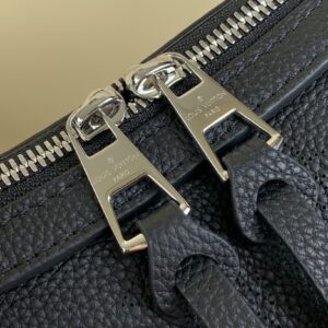 Alternative view of Louis Vuitton Hand It All MM Black For Women 12.6in/32cm M24132