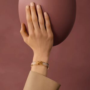 Alternative view of Hermes Clic H Bracelet Marron Glace Gold Hardware For Women H700001F 19PM