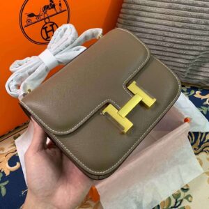Hermes Constance 18 Crossbody Bag 7.1in/ 18cm Khaki Green Gold Hardware For Women