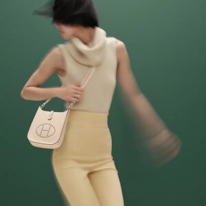 Alternative view of Hermes Evelyne 16 Amazone Shoulder Bag 6.3in/ 16cm Craie Palladium Hardware For Women H085945CKBP