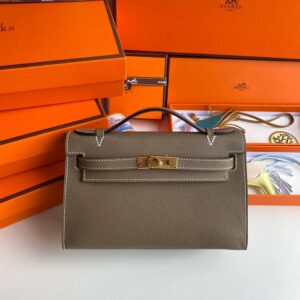 Alternative view of Hermes Kelly Pochette Top Handle Bag 8.7in/ 22cm Etoupe Epsom Gold Hardware For Women