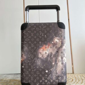 Alternative view of Louis Vuitton Monogram Horizon 55 Suitcase 21.7in/ 55cm Grey Silver Hardware