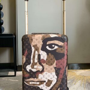 Alternative view of Louis Vuitton Horizon 55 Suitcase 21.7in/ 55cm Monogram Brown Champagne Hardware