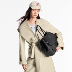 Alternative view of Louis Vuitton Blossom MM Tote Bag 12.2in/ 31cm Black For Women‎ M21851