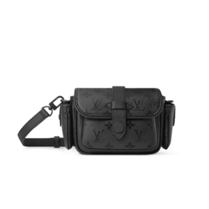 Louis Vuitton Cargo Wearable Wallet Crossbody 9.1in/ 23cm Black Monogram Midnight Black Hardware For Men M26726