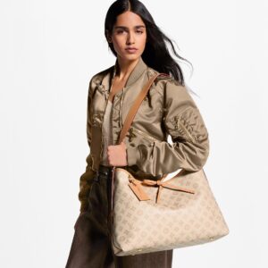 Alternative view of Louis Vuitton CarryAll MM Shoulder Bag 15.4in/ 39cm Lin Monogram Origine Gold Hardware For Women M27948