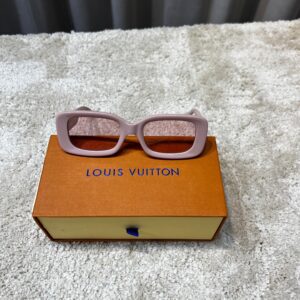 Alternative view of Louis Vuitton Circle Rectangle Sunglasses - Z2421W