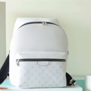 Alternative view of Louis Vuitton Discovery Backpack 15.7in/ 40cm White Palladium Hardware For Men M30953