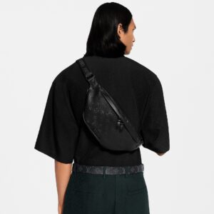 Alternative view of Louis Vuitton Discovery Bumbag PM 17.3in/ 34cm Black Monogram Shadow Black Hardware For Men M46036