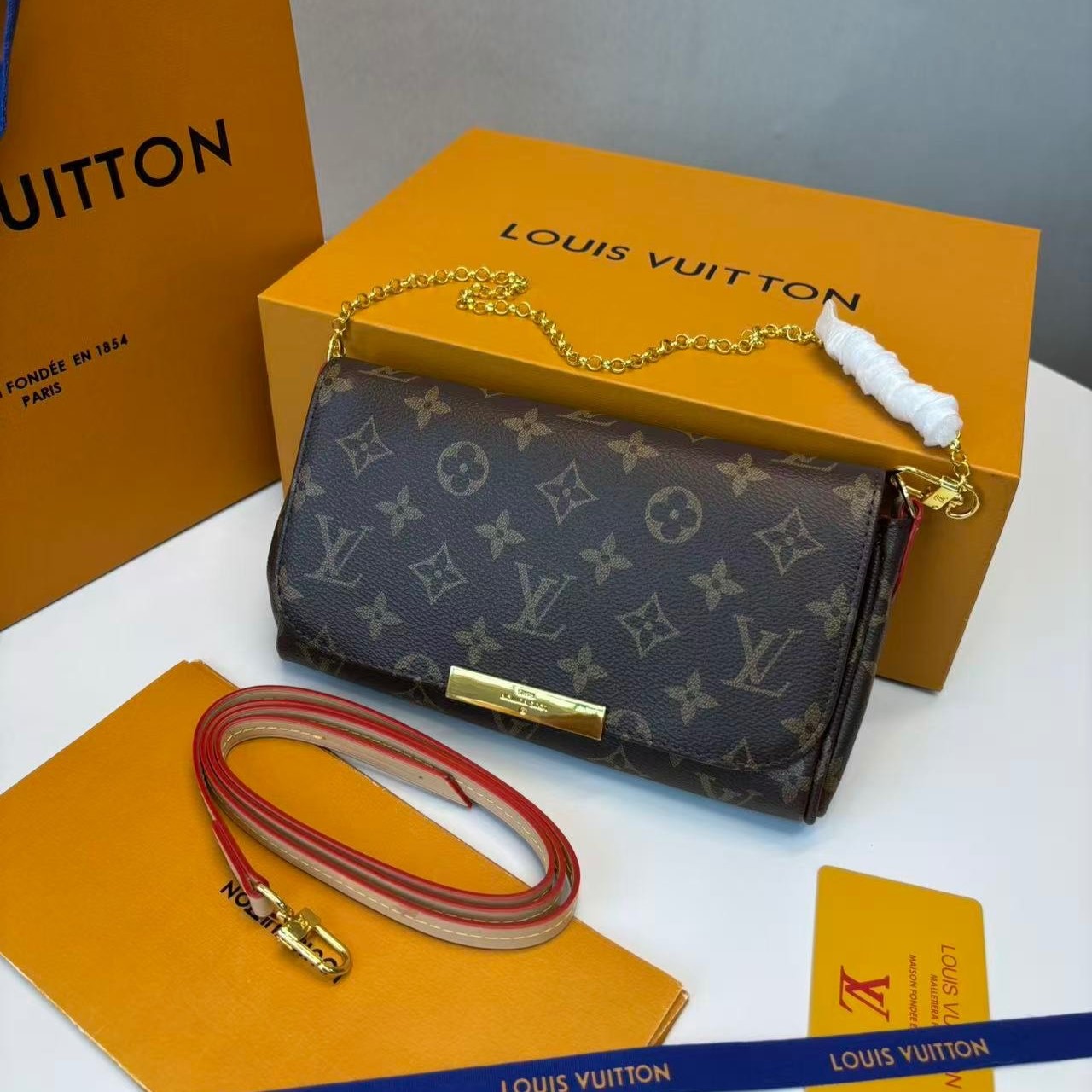Louis Vuitton Favorite PM Crossbody Bag 9.5in/ 24cm Brown Monogram Canvas Gold Hardware For Women M40717