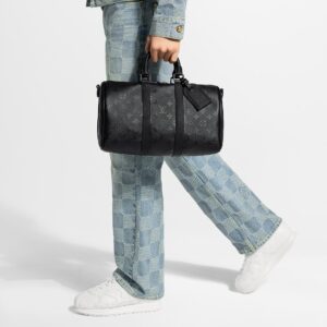 Alternative view of Louis Vuitton Keepall Bandouliere 35 Travel Bag 13.4in/ 34cm Black Monogram Midnight Black Hardware M28370