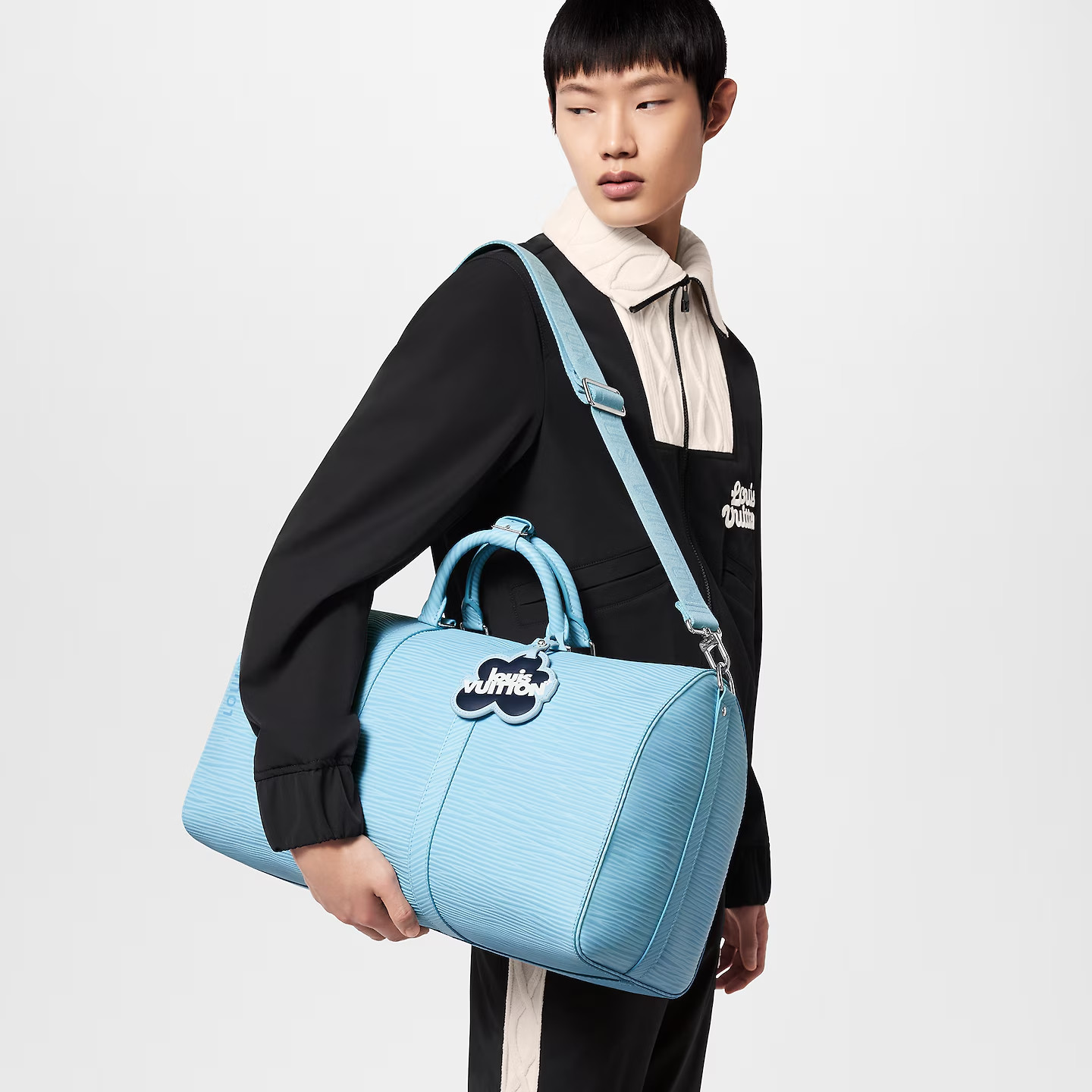 Louis Vuitton Keepall Bandouliere 50 Travel Bag 19.7in/ 50cm Sky Blue Silver Hardware M24949 - Image 3