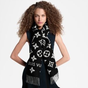 Alternative view of Louis Vuitton LV Essential Scarf Black For Women M77853