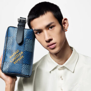 Alternative view of Louis Vuitton Locker Dopp Kit Blue 9.1 Inches/ 23 Cm N40747