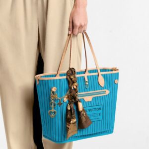 Alternative view of Louis Vuitton Neverfull Bandouliere Inside Out MM Tote Bag 12.2in/ 31cm Gaston Blue Gold Hardware For Women M13753