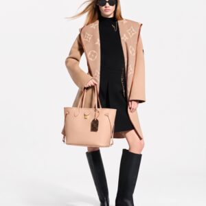 Alternative view of Louis Vuitton Neverfull MM Tote Bag 12.2in/ 31cm Beige Gold Hardware For Women M27635