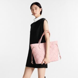Alternative view of Louis Vuitton Neverfull MM Tote Bag 12.2in/ 31cm Light Bliss Couture Gold Hardware For Women M28527