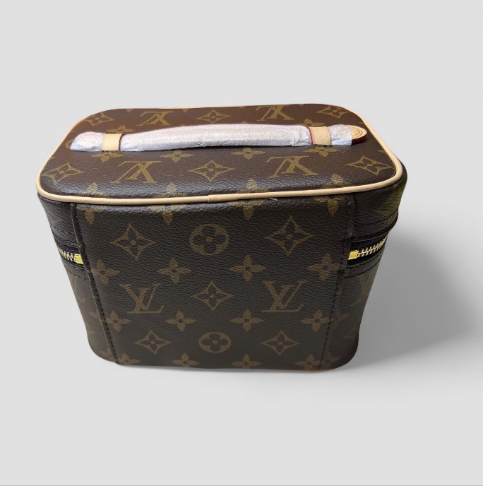 Louis Vuitton Nice Mini Vanity Case 7.9in/ 20cm Brown Monogram Gold Hardware For Women M44495 - Image 4