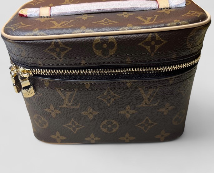 Louis Vuitton Nice Mini Vanity Case 7.9in/ 20cm Brown Monogram Gold Hardware For Women M44495 - Image 6