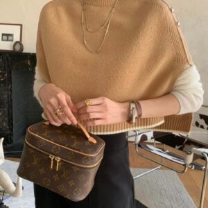 Alternative view of Louis Vuitton Nice Mini Vanity Case 7.9in/ 20cm Brown Monogram Gold Hardware For Women M44495