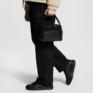 Alternative view of Louis Vuitton Nil Crossbody Bag 9.8in/ 25cm Black Monogram Midnight Black Hardware For Men M26783