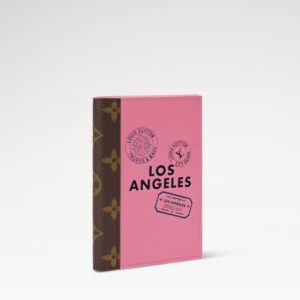 Alternative view of Louis Vuitton Passport Cover 5.5in/ 14cm Pink M29101
