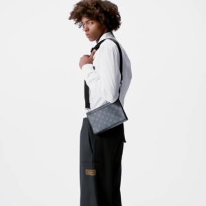 Alternative view of Louis Vuitton Pochette Gaston Wearable Wallet Shoulder Bag 8.7in/ 22cm Black Monogram Eclipse Canvas Silver Hardware For Men M81124