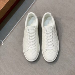Alternative view of Louis Vuitton Rivoli Sneaker White For Men 1AARI6
