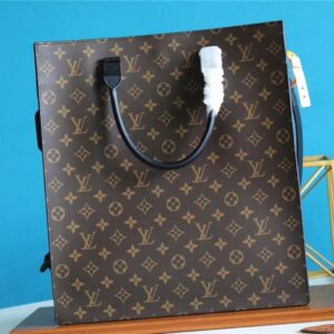 Alternative view of Sac Plat Messenger Monogram Brown For Men 15.7in/40cm M45667