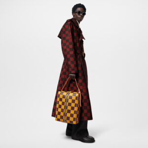 Alternative view of Louis Vuitton Shoes Bag Yellow For Men 10Inches/25.5Cm N40570