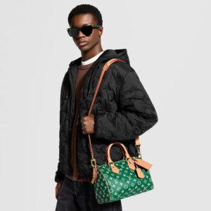 Alternative view of Louis Vuitton Speedy P9 Bandouliere 25 Top Handle Bag 9.8in/ 25cm Green Gold Hardware For Men M24423