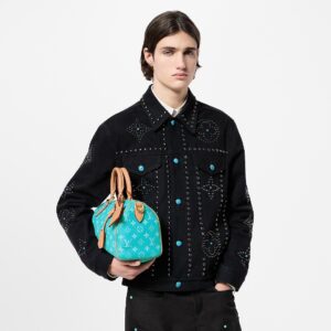 Alternative view of Louis Vuitton Speedy P9 Bandouliere 25 Top Handle Bag 9.8in/ 25cm Turquoise Gold Hardware For Men M11561